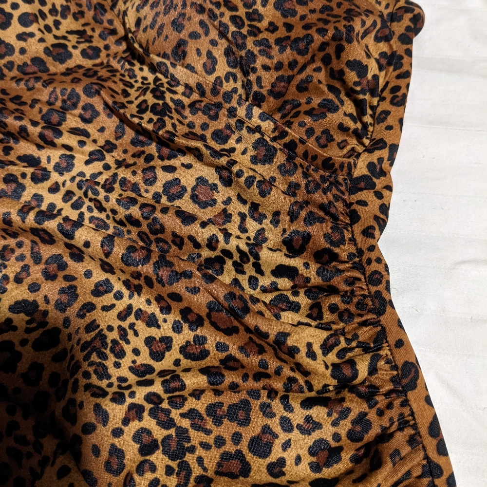 Leopard print one piece swimsuit - Picture 6 of 9